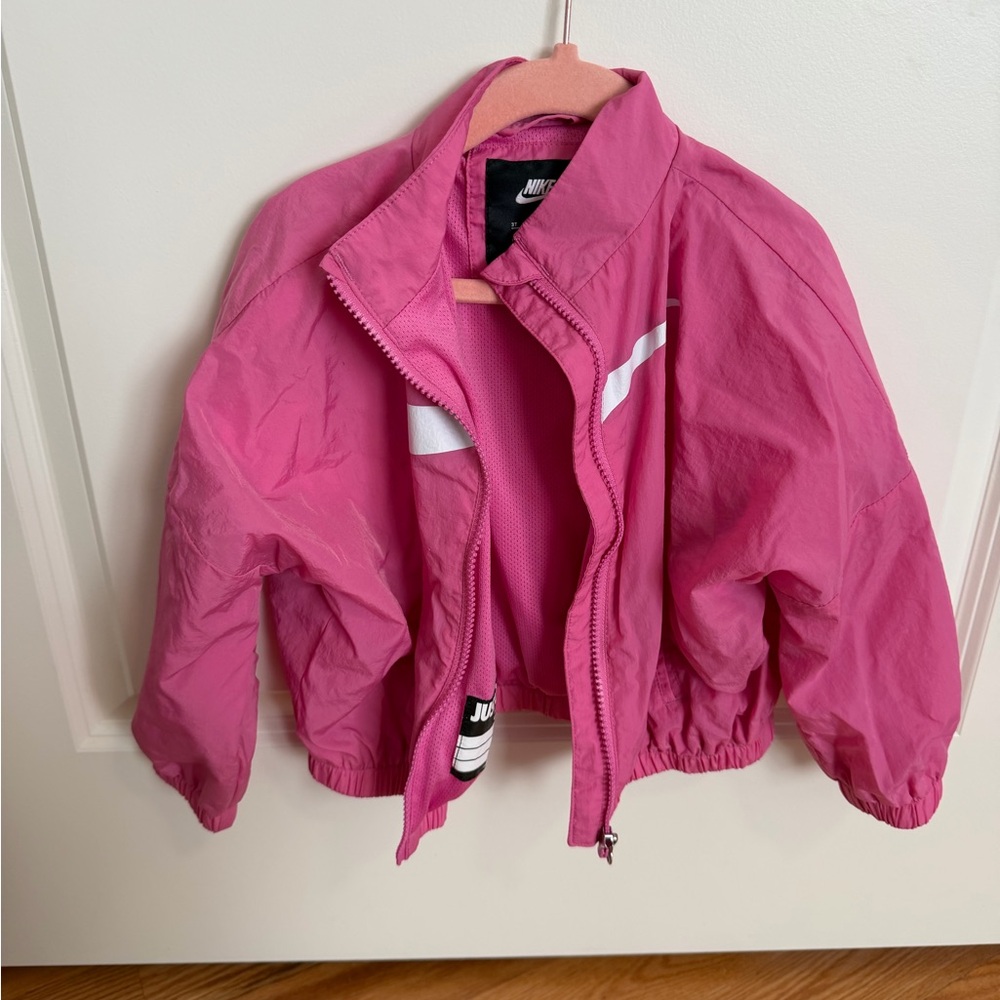 Nike lightweight jacket